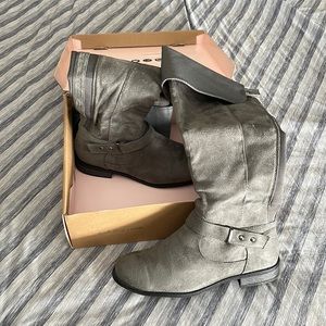 Charlotte Russe boots- Gray Suede-size 9- Great condition